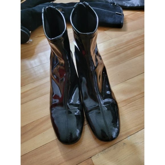 Black Ankle Boots - Picture 1 of 4